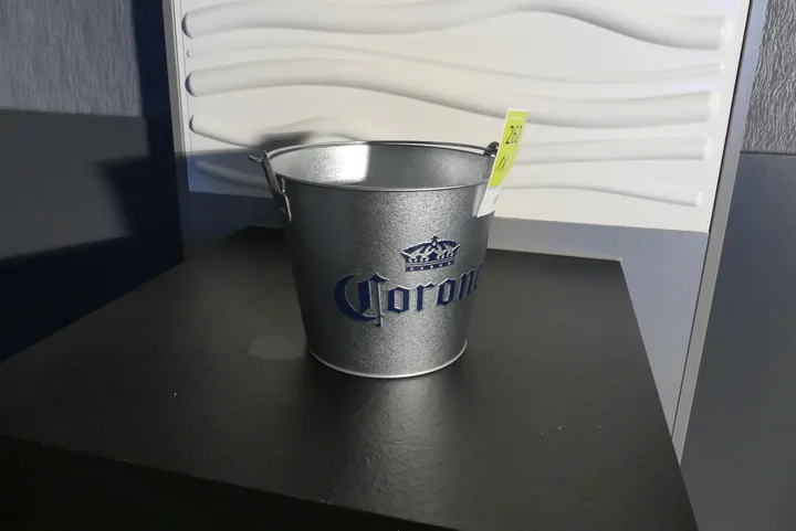 1x Corona Eiskübel